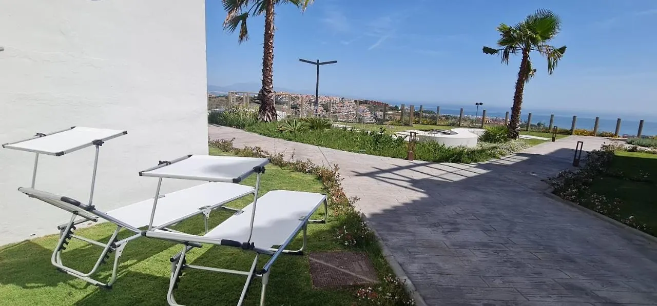 Small Oasis - Appartement 6 Personnes Manilva Apartamento